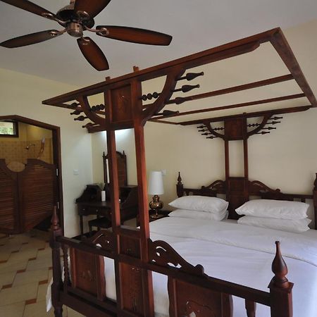 Hunters Lodge Twaandu Extérieur photo