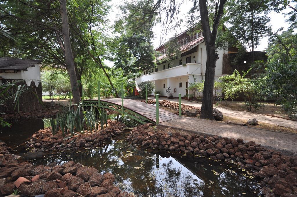 Hunters Lodge Twaandu Extérieur photo